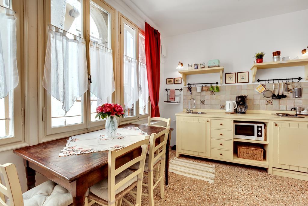 Ca' Badoer Frari Apartment Veneţia Exterior foto