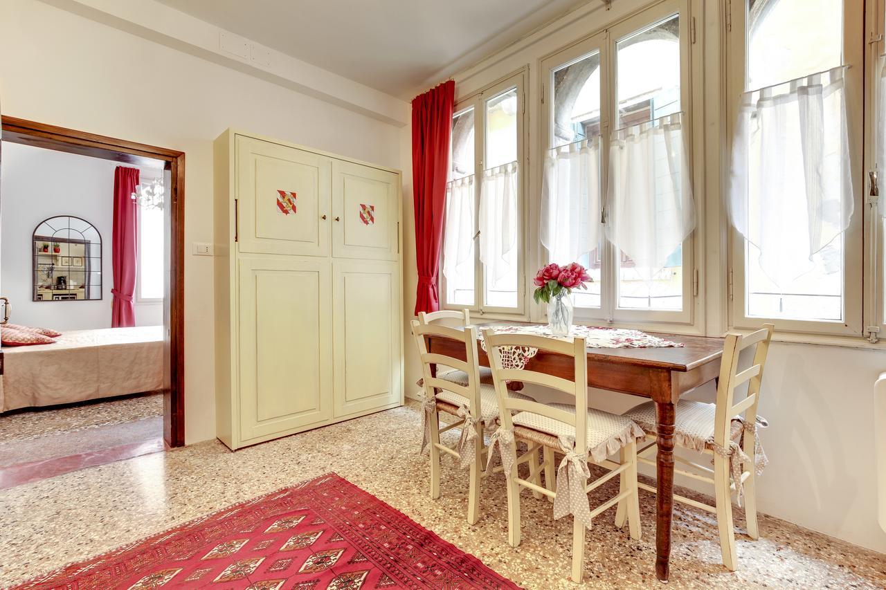 Ca' Badoer Frari Apartment Veneţia Exterior foto
